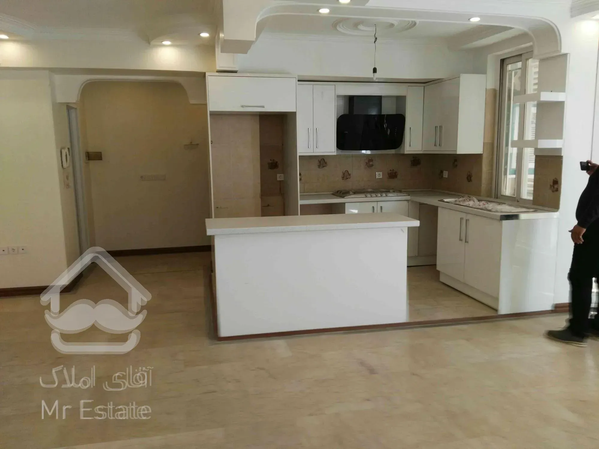 ۸۳ متر دو خواب فول امکانات فردوس شرق