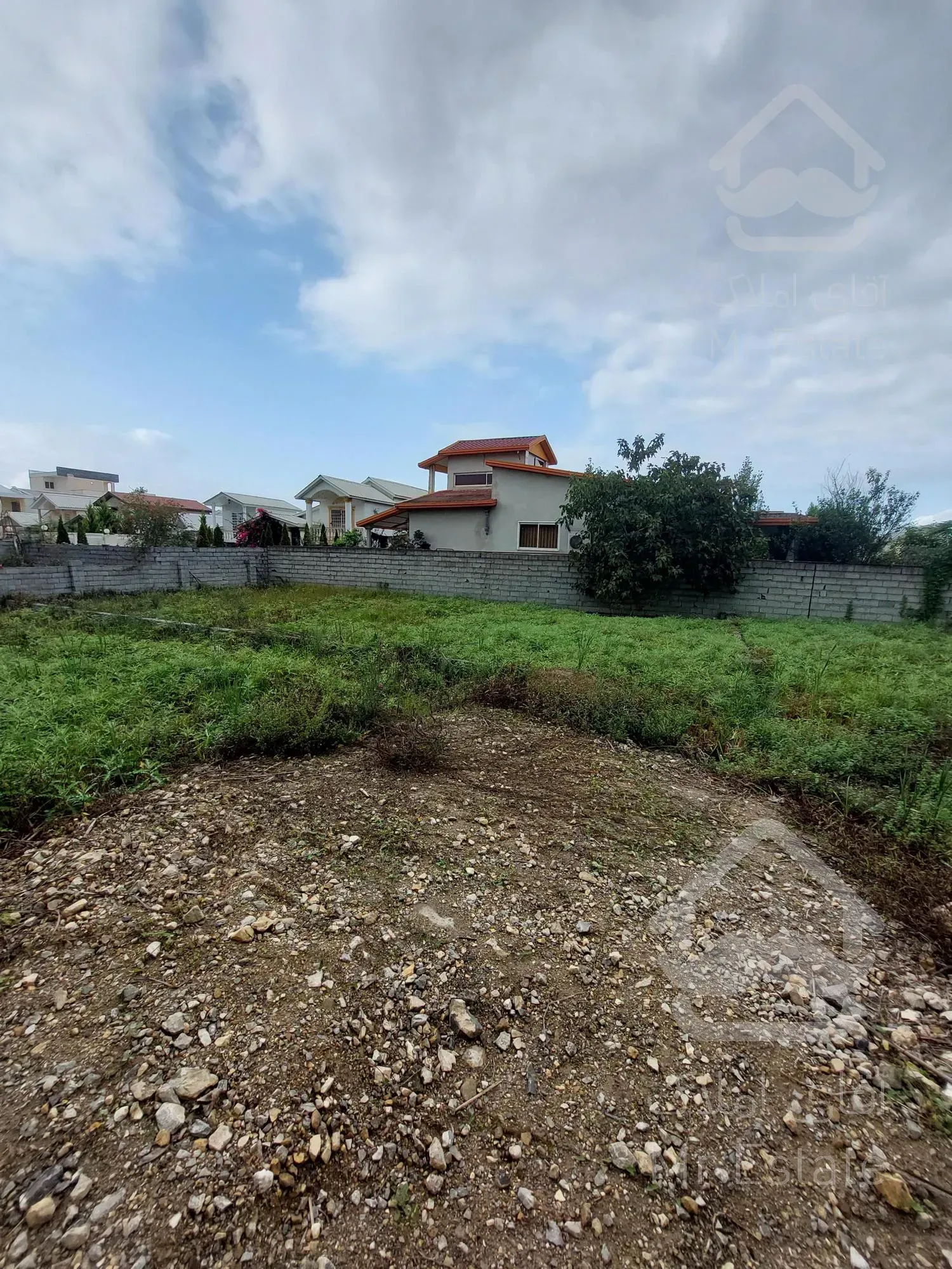 ۲۴۵متر زمین .بافت مسکونی .سند تکـــبرگ