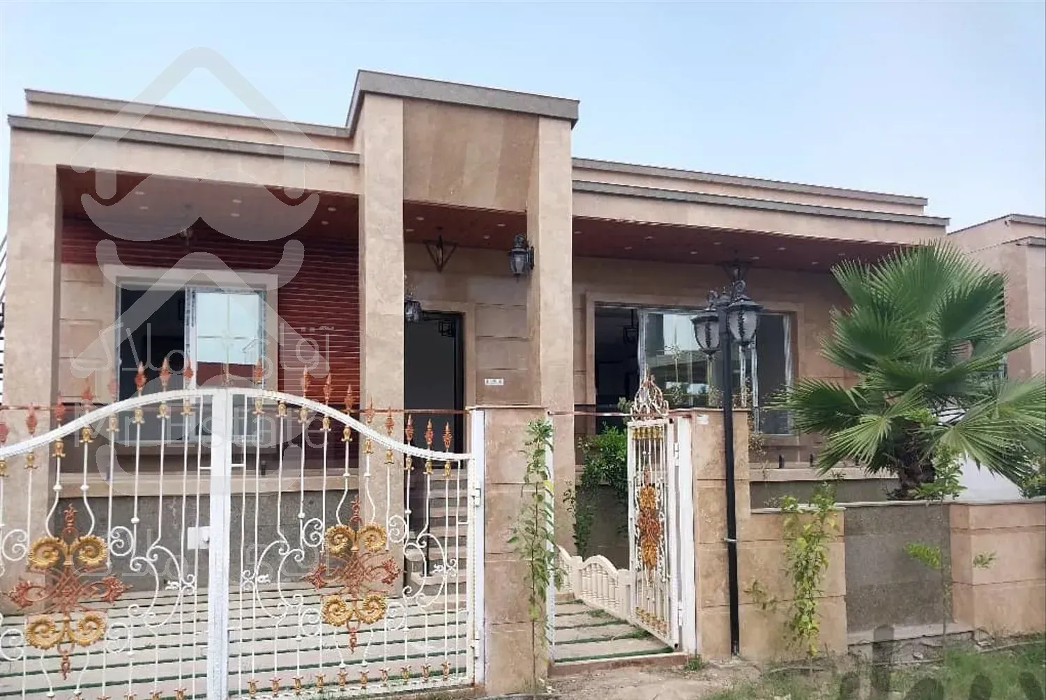 ویلامدرن/ ۲۳۰متر/ جاده‌جنگلی/نوارساحلی/