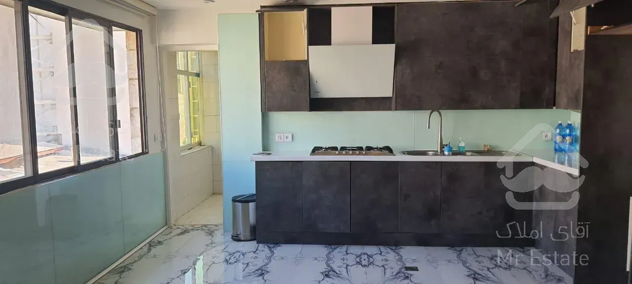 164 متر 3 خواب  طبقه 5