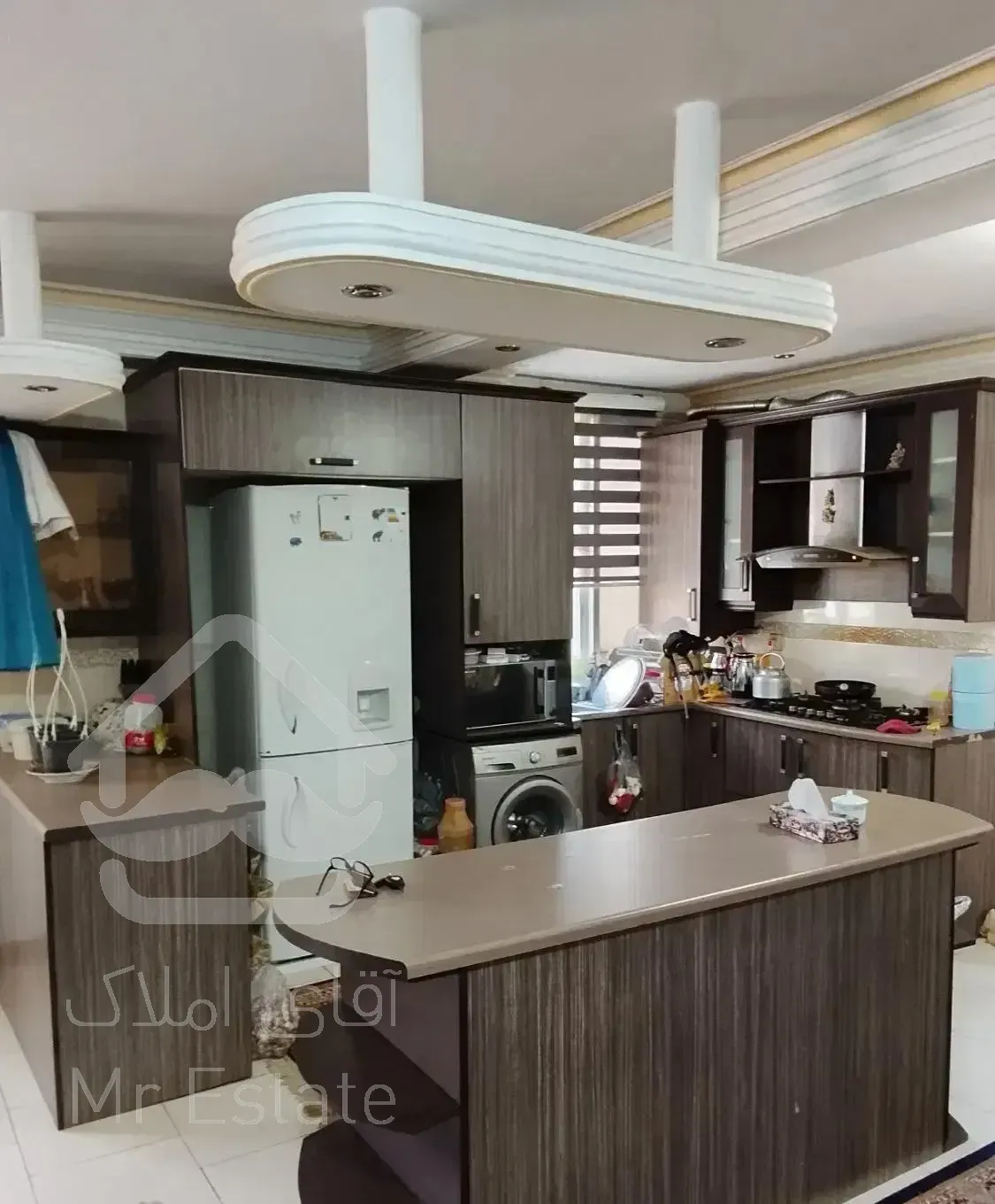 ۸۴متر تک واحدی با پارکینگ ۱۴ ساله