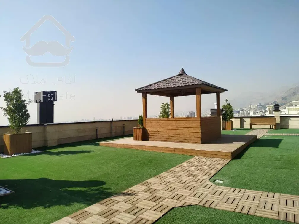 ۲۴۰ متر/۳ خوابه/برج برند