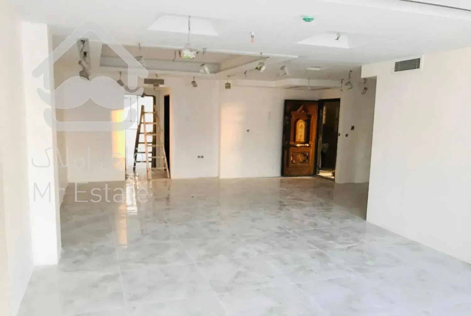 ۱۱۰متر فول امکانات/کلیدنخورده