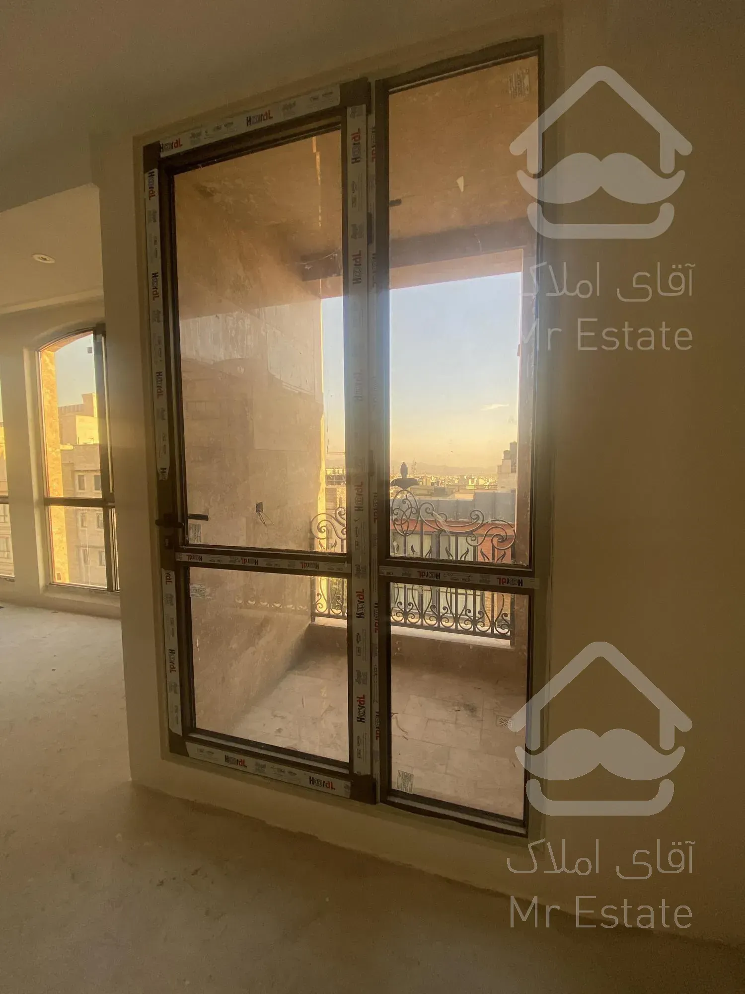 240 متری قیطریه طبقات مختلف