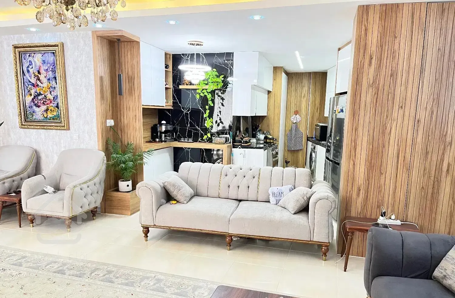 فروش آپارتمان ۳ بر نور