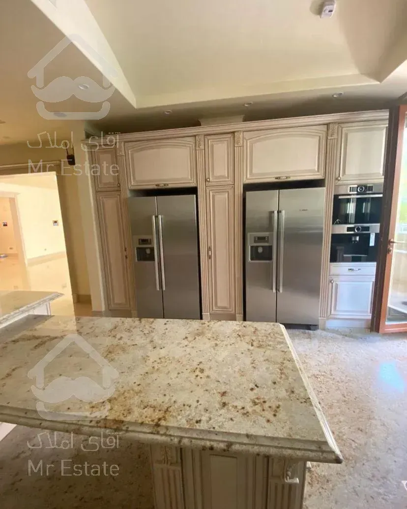 ۲۵۰متری سنبل