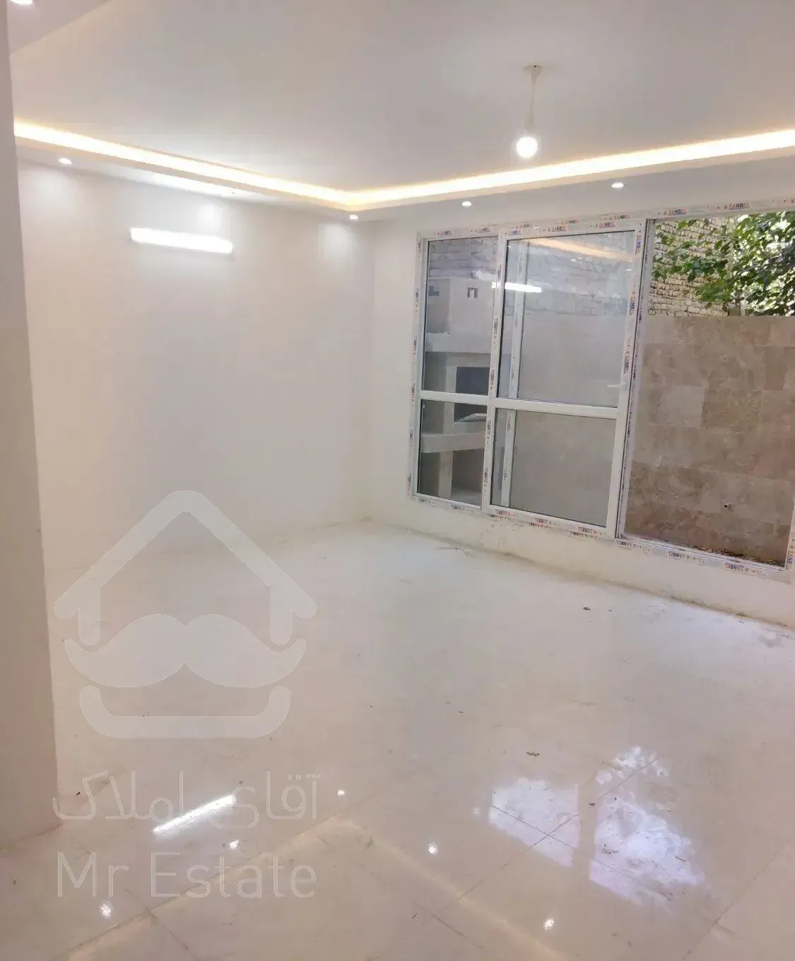 آپارتمان ۱۰۰ متری ۲ خوابه طبقه اول صفر ،املاک پارس