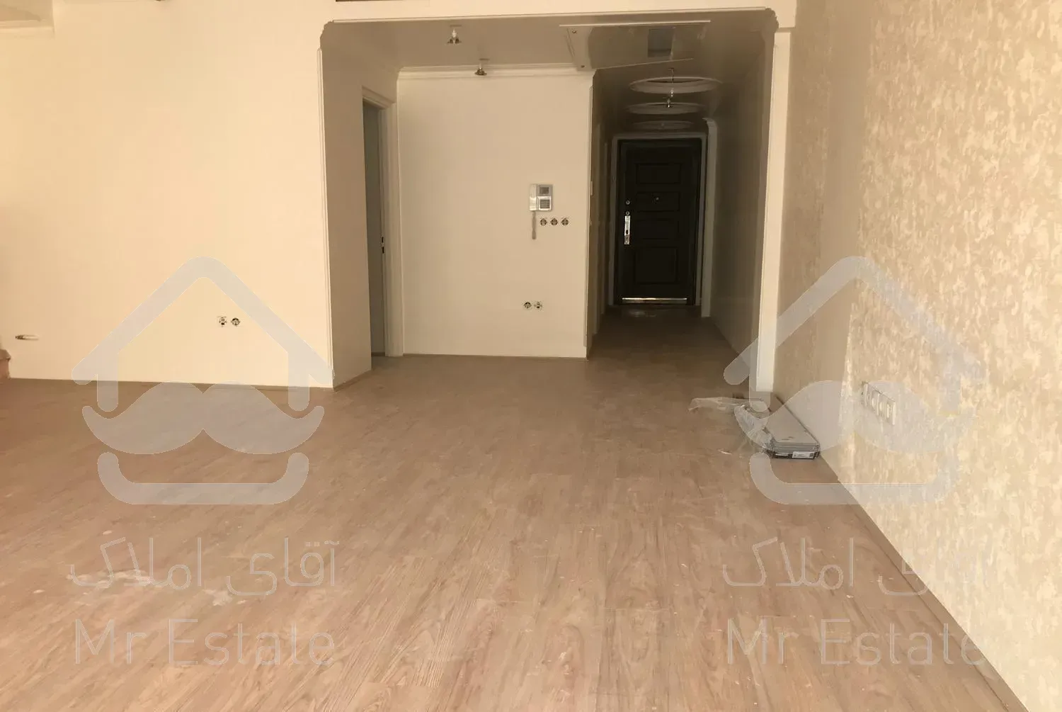 ۱۵۰متر  بالای کاج روبه آفتاب