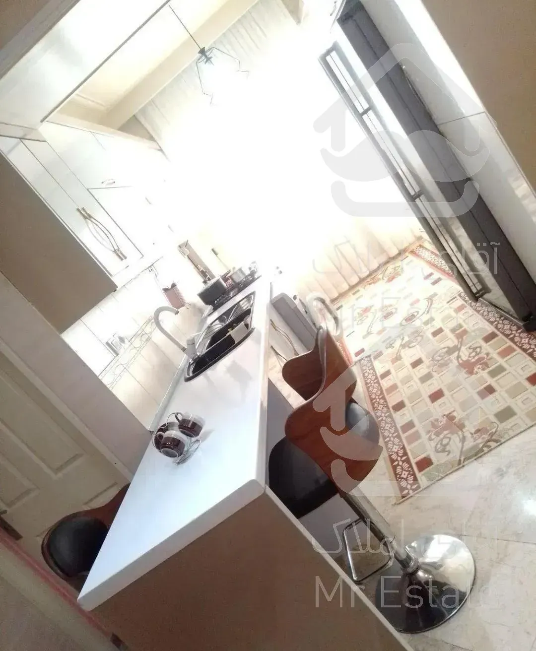 ۸۱ متر‌ ۲ خواب بین ۱۳۱ و ۱۳۳ خو‌ش نقشه با تراس