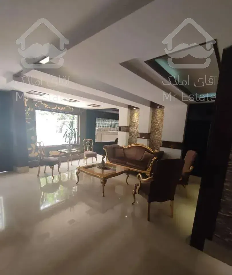 اپارتمان ۲۶۰ متر  پاسداران فرعی دنج