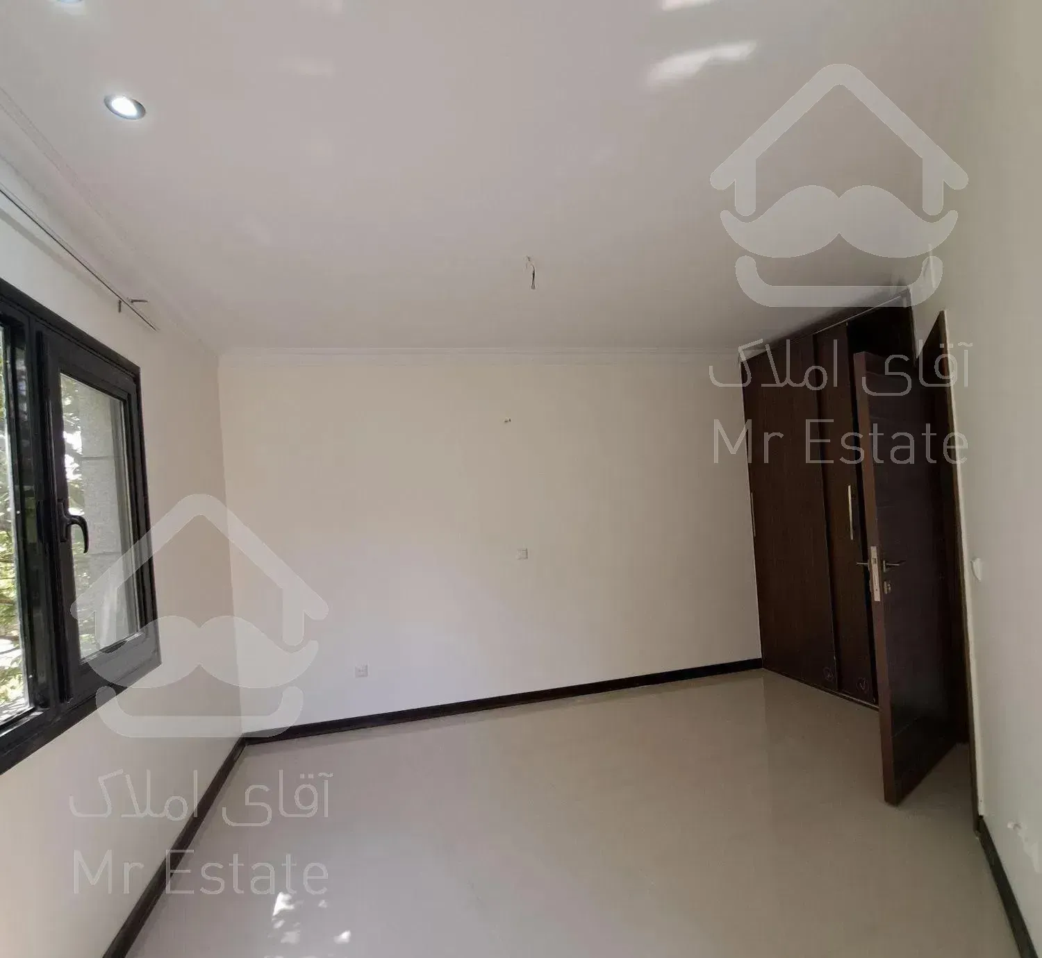 اپارتمان کامرانیه جنوبی ۹۰متر شیک و به روز