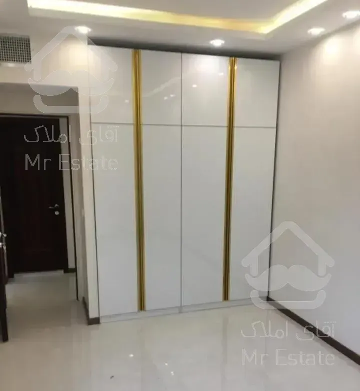 ۷۸ متر ، دو خواب ، سالن‌پرده خور ، سرمایه‌گذاری