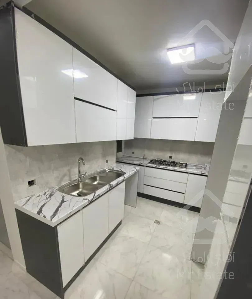 100 متر 2 خ شاهین شمالی