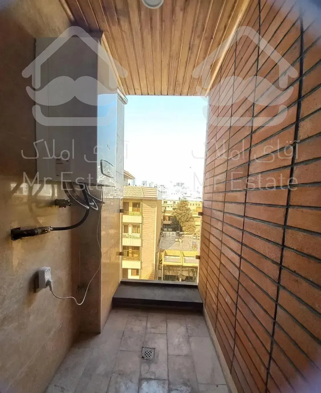 ۹۰ متر/نوساز کلید نخورده/میرزای شیرازی/ ورودی لابی