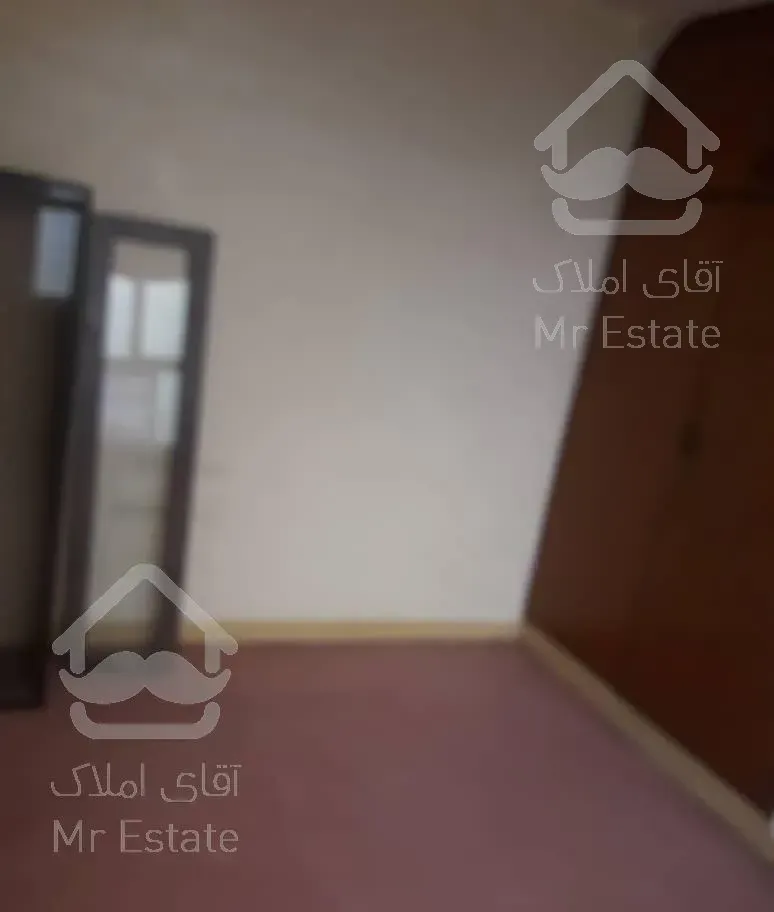 آپارتمان وامدار  200میلیون  خیابان گلشن