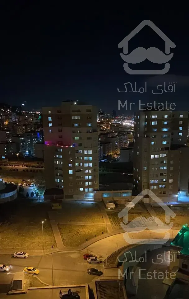 طبقه آخر برج ۱۱۸ متر دوخوابه