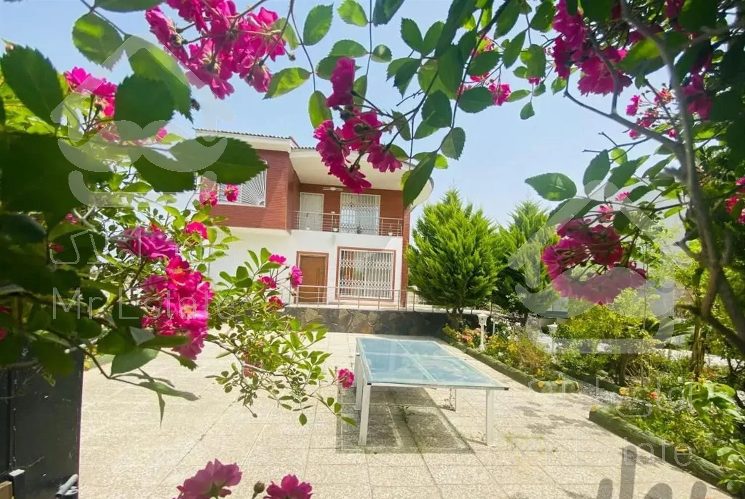 باغی از دل بهشت(تاپ لوکیشن)استخر اختصاصی