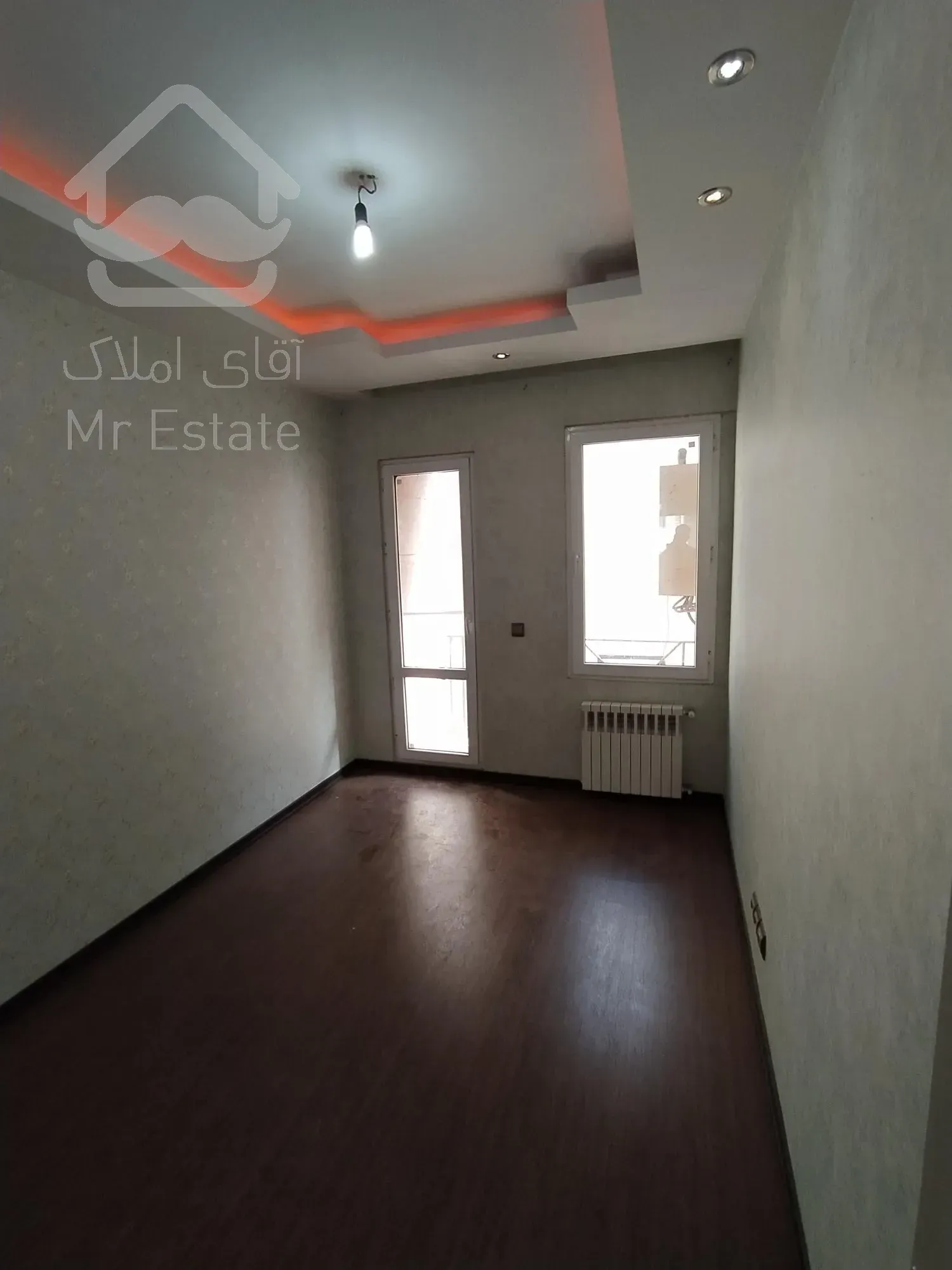 ۱۱۰ متر اباذر سوپر لوکس دوکله نورگیر