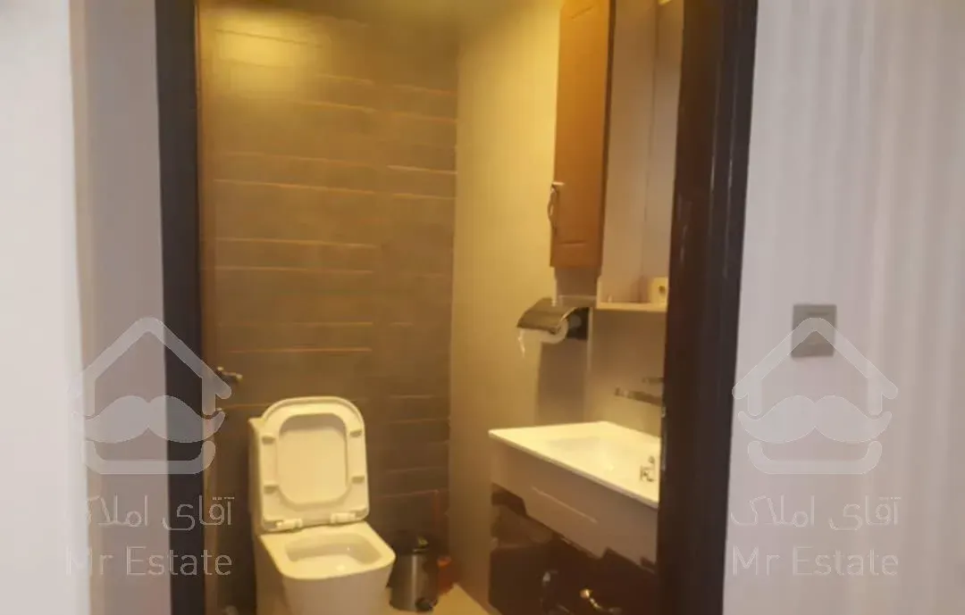 ١٠٢ متر شمال جردن آگهى مالک