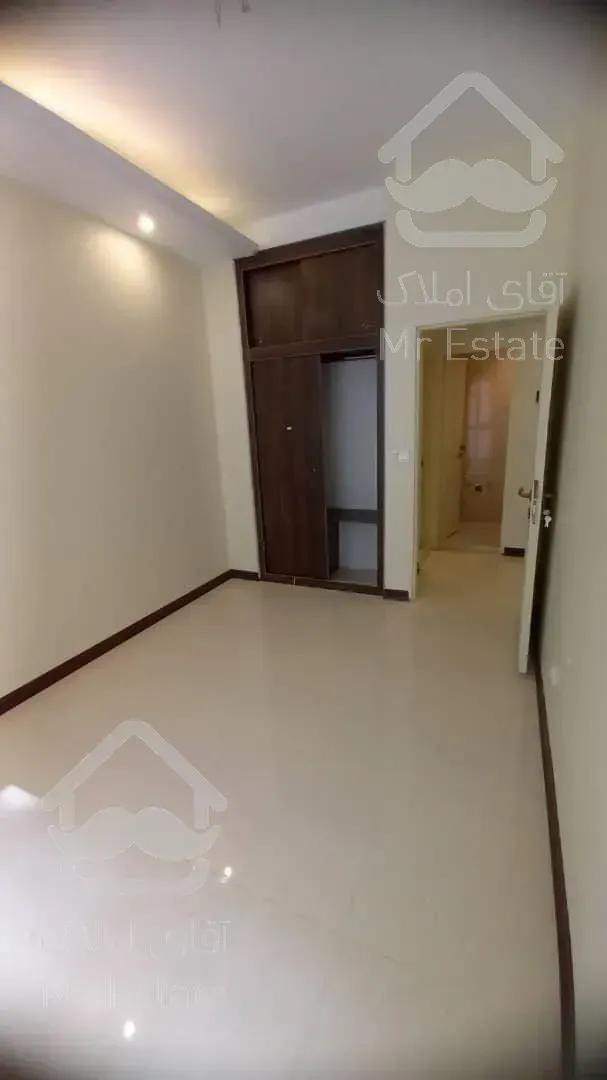 ۱۳۰متر، طبقه آخر  ویو دار/برج مجلل رونیکا/سود خالص