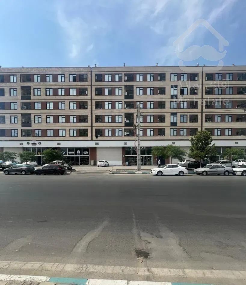 آپارتمان ۱۰۱ متری کلید نخورده