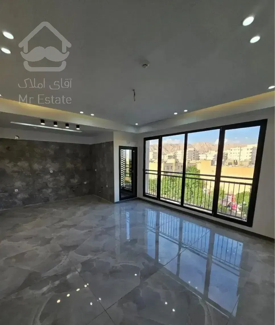 آپارتمان 157متری 3 خواب مرکز شهر خوش نقشه