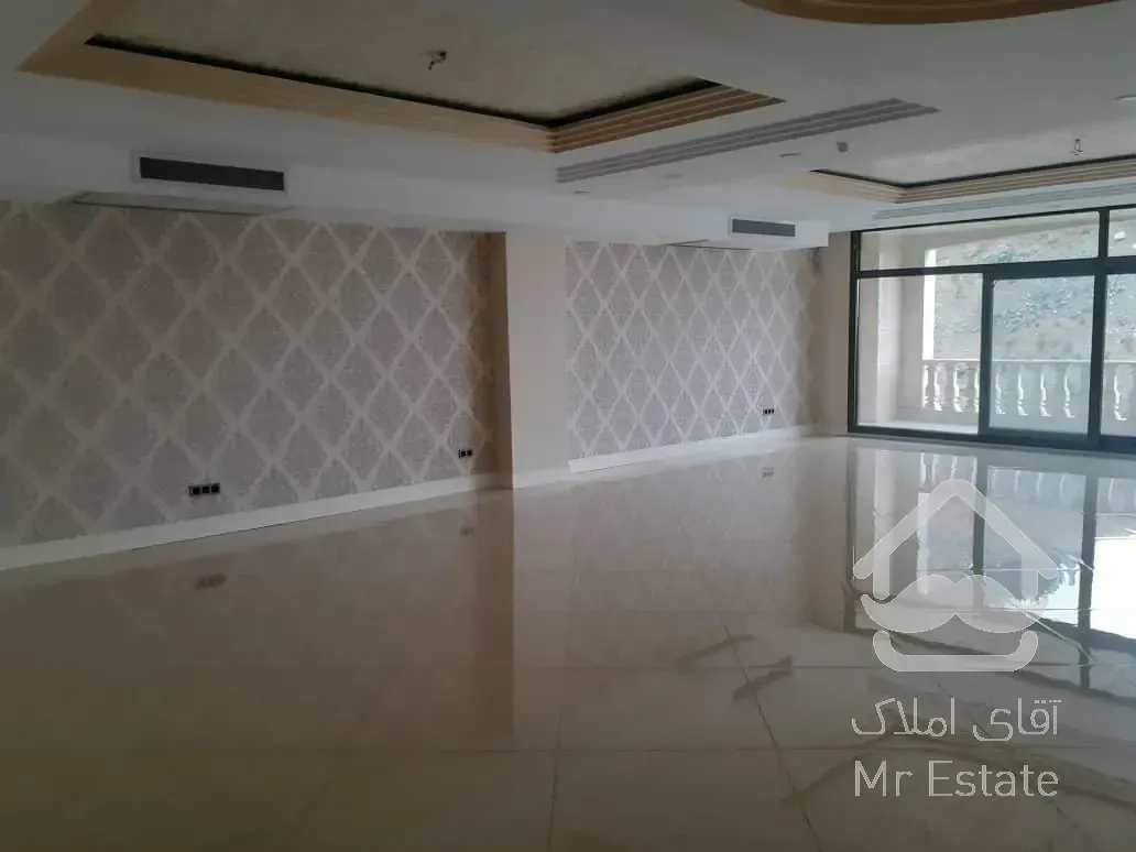 اجاره و رهن آپارتمان زعفرانیه 350  متر لوکس