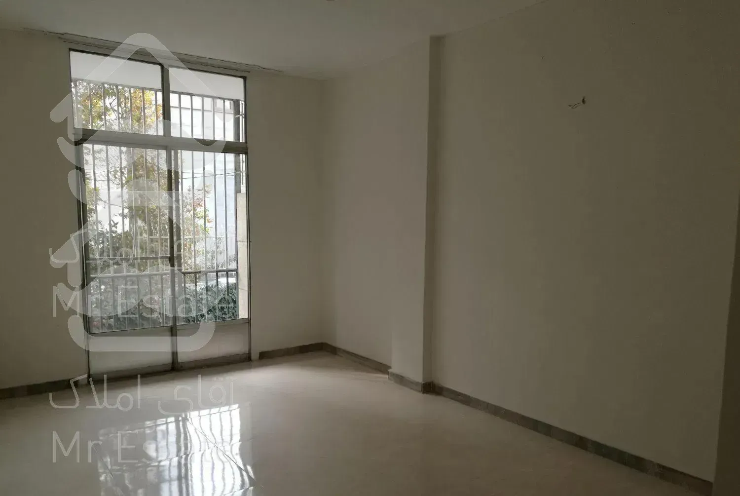 فاطمی 140متری3خوابه 26ساله فول امکانات