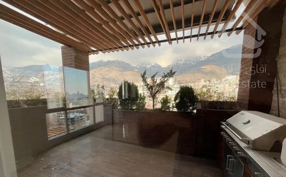 ۳۵۲ متر +۵۰ متر تراس پنت هاوس لوکیشن عالی دربند