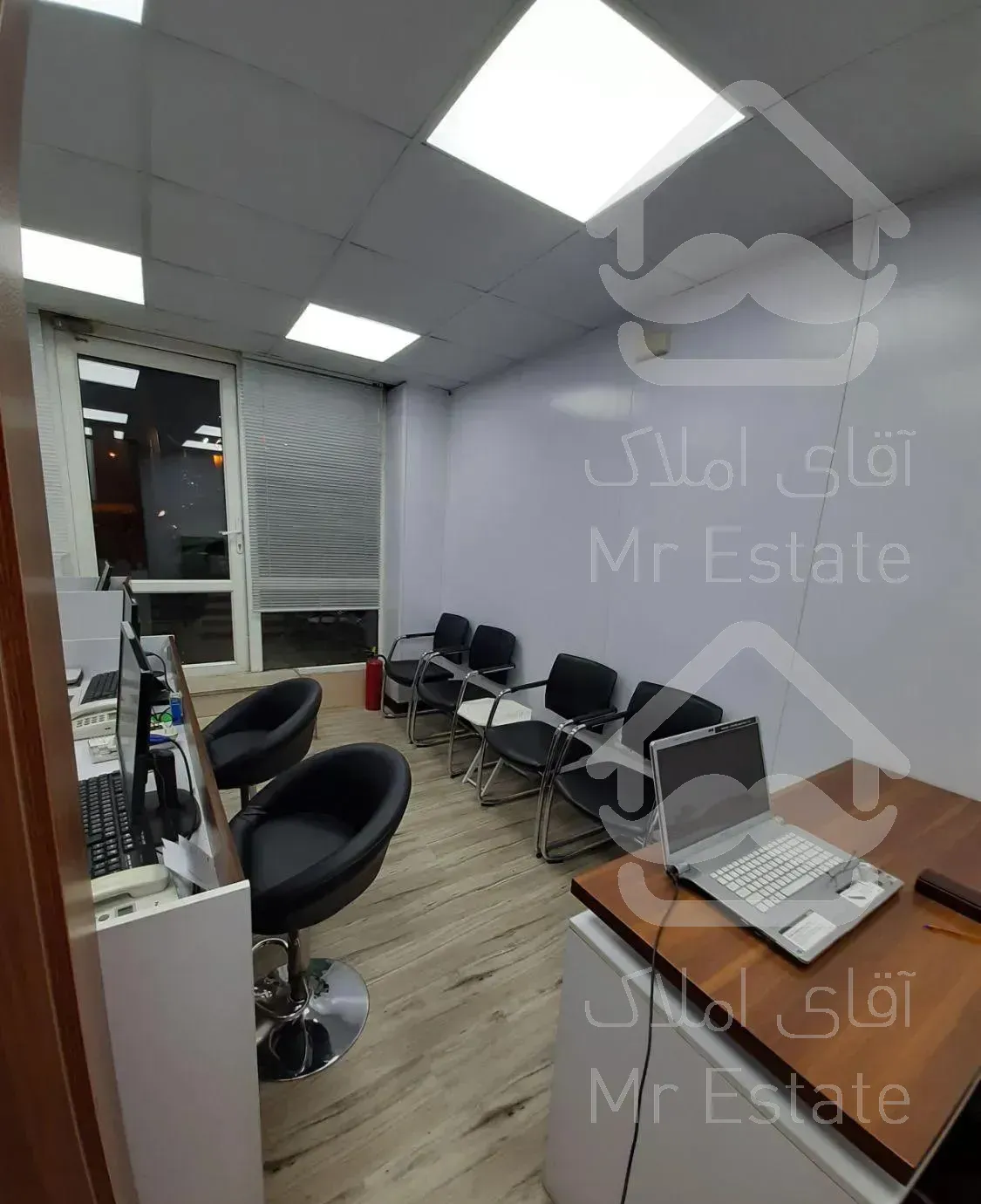 مغازه ۲۰ متر با موقعیت