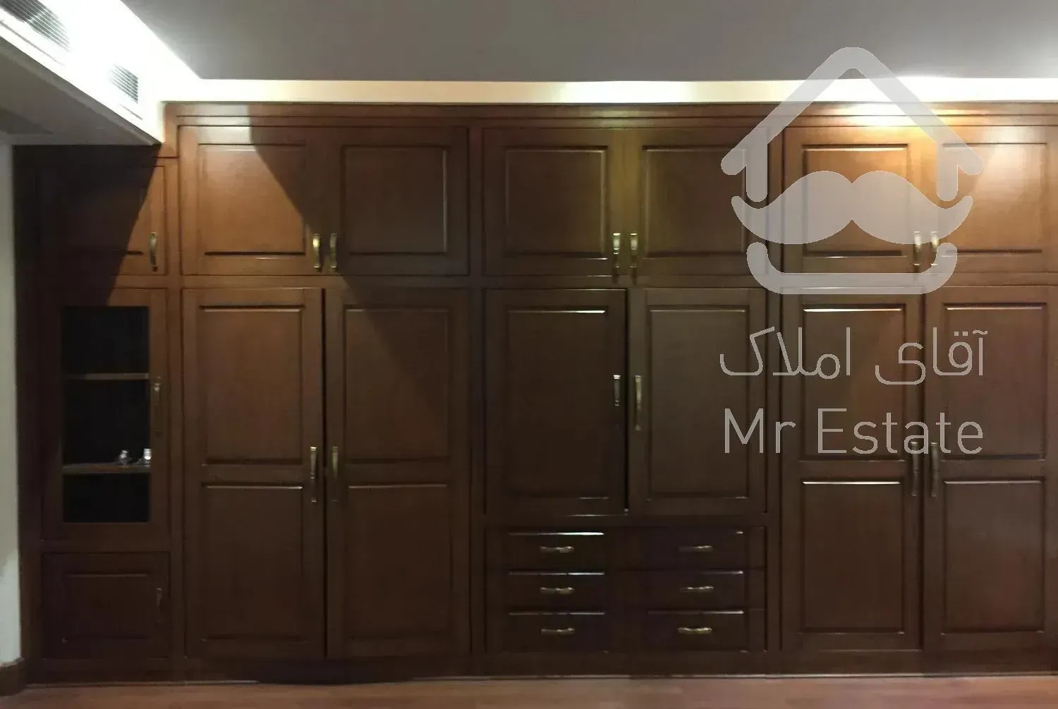 منظریه جنوبی 330 متر 4 خوابه تکواحدی