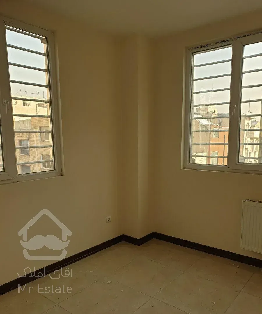 81متری/کلیدنخورده/طبقه سوم/پارکینگ آسانسورانباری