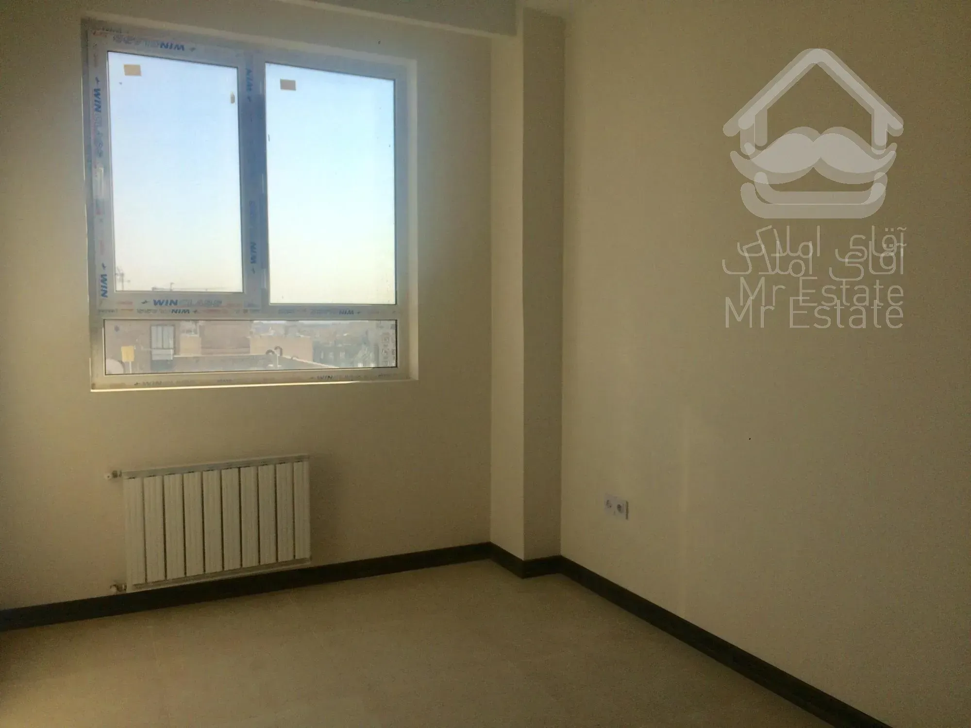 رهن آپارتمان ۸۲ متری نوساز واقع در بلوار فردوس شرق