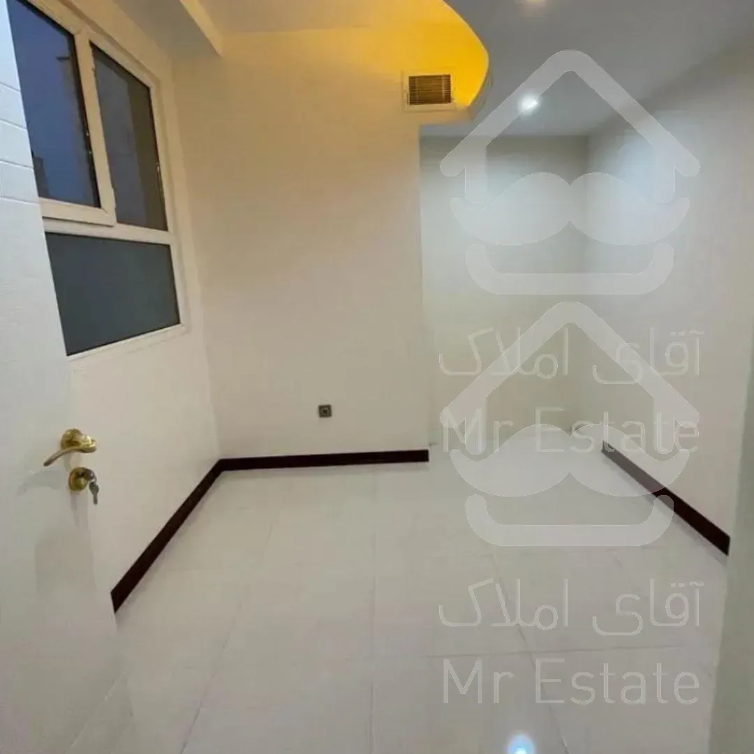 فروش آپارتمان ۲خوابه//کلیدنخورده//غرق نور