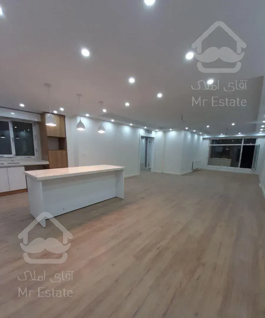 فروش واحد ۱۳۰ متری *  میرداماد  *