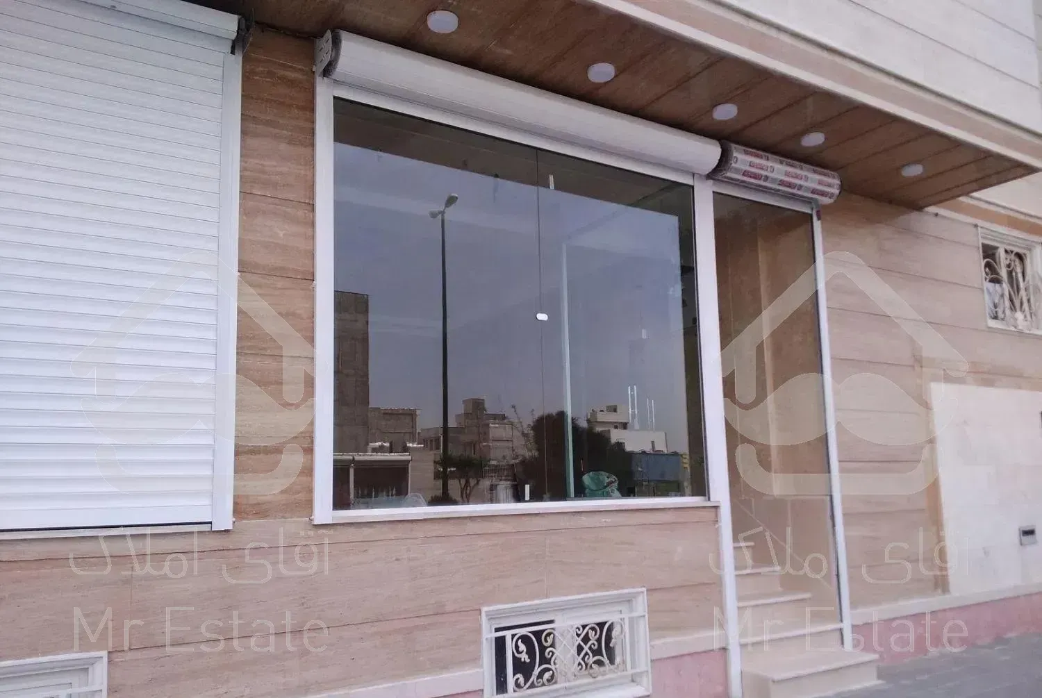 سندتجاری۶۰متری داروخانه+دفتربیمه+سوپرپروتئین+قنادی