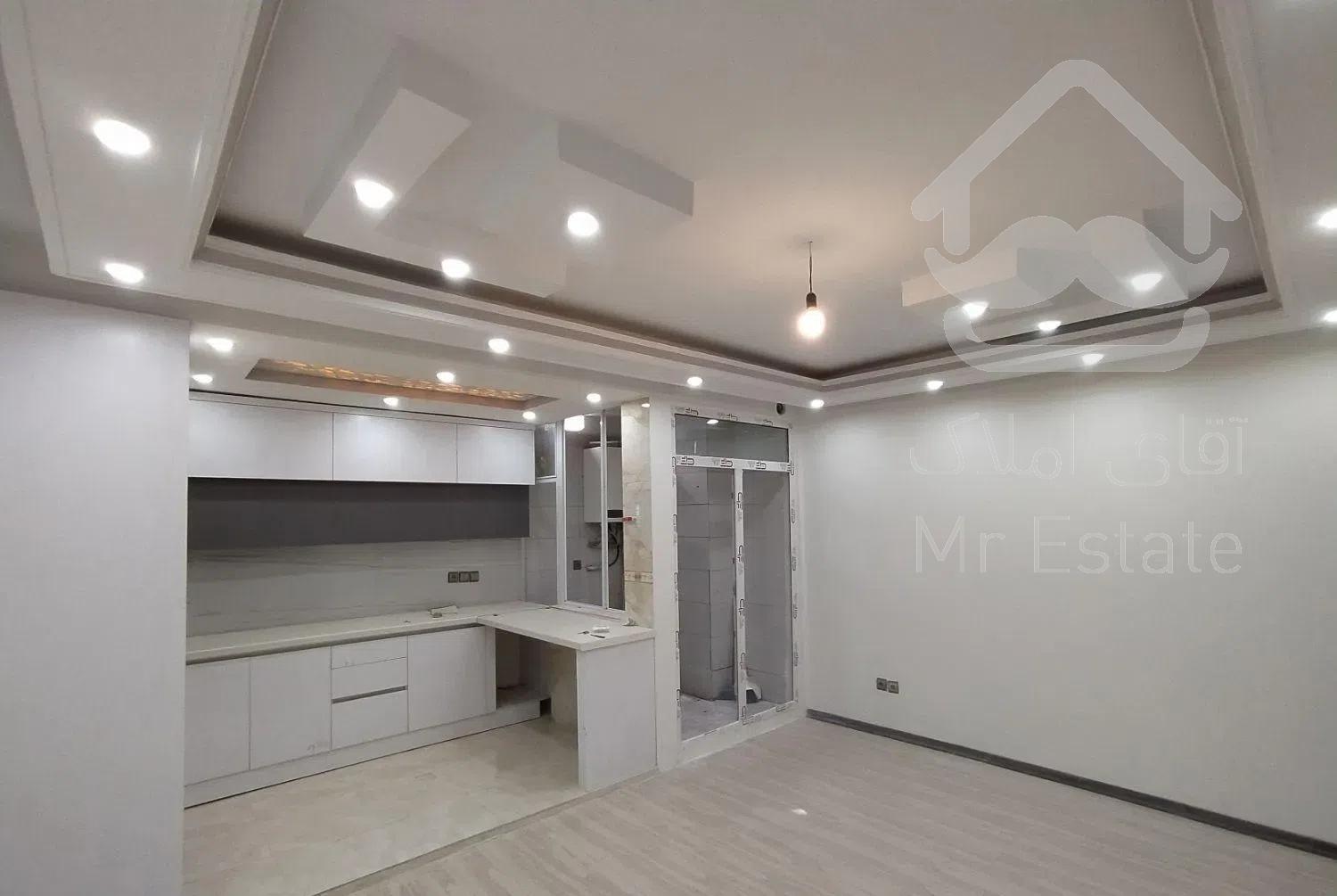 آپارتمان ۴۴متری /پارکینگ سندی/تاپ لوکیشن