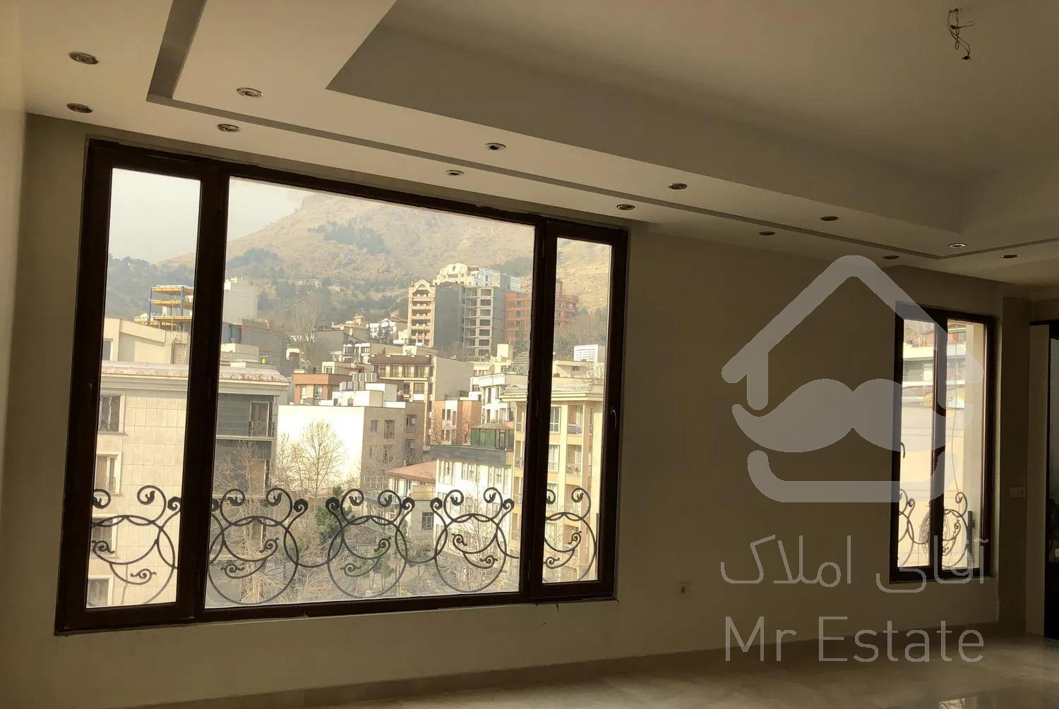 نیاوران ۲۰۰ متر برج باغ