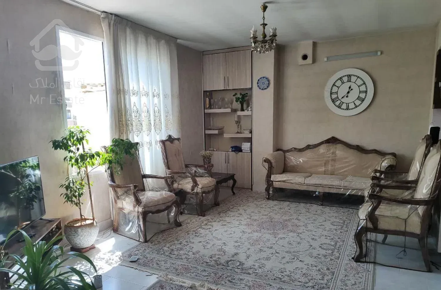 فروش آپارتمان ۶۰ متری ۱ خوابه طبقه ۳ در پا قلعه