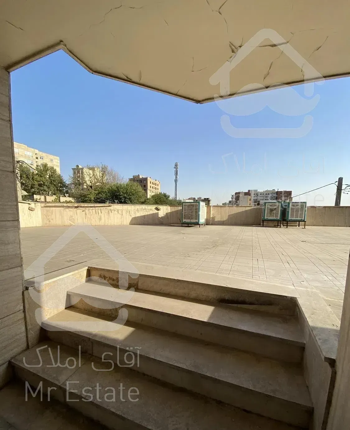 اپارتمان ۲۳۵متری/چهار خوابه/هروی تاپ لوکیشن