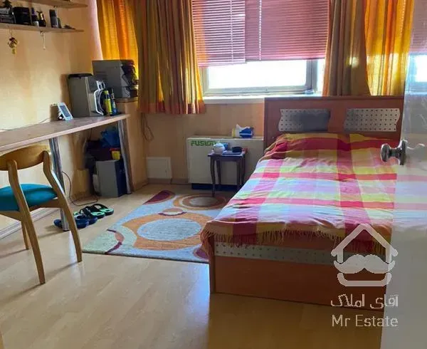 واحد بالکن دار با پارکینگ سرپوشیده وانباری میباشد