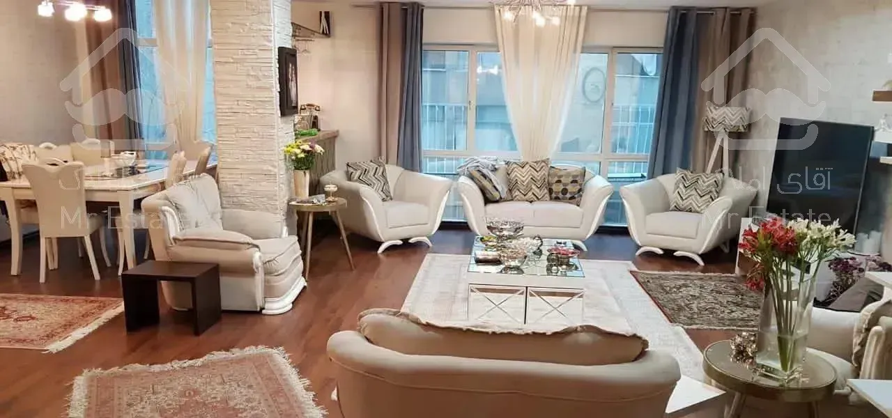 آپارتمان ۱۳۱متر  میدان ونک ملاصدرا