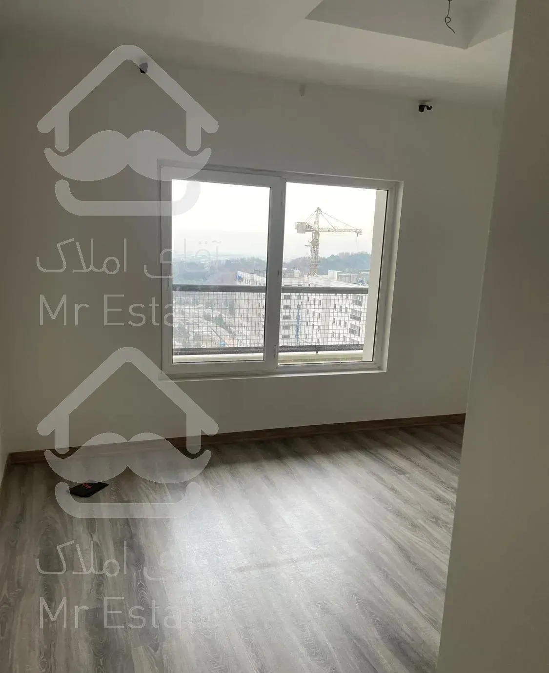 آپارتمان ۱۵۵ متر ۳ خواب تخلیه کوهک/چیتگر