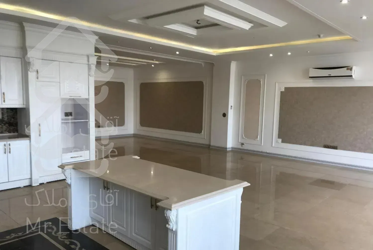 آپارتمان ٢٠٠ متر ٣ خواب  فرامرز