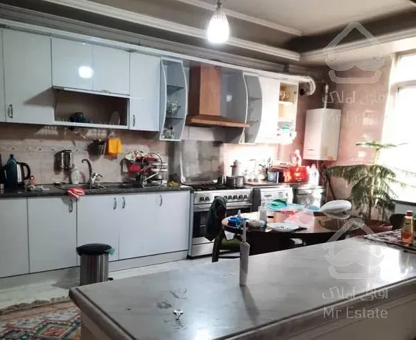 نورگیر .روبروی پارک ملت.معلم یک