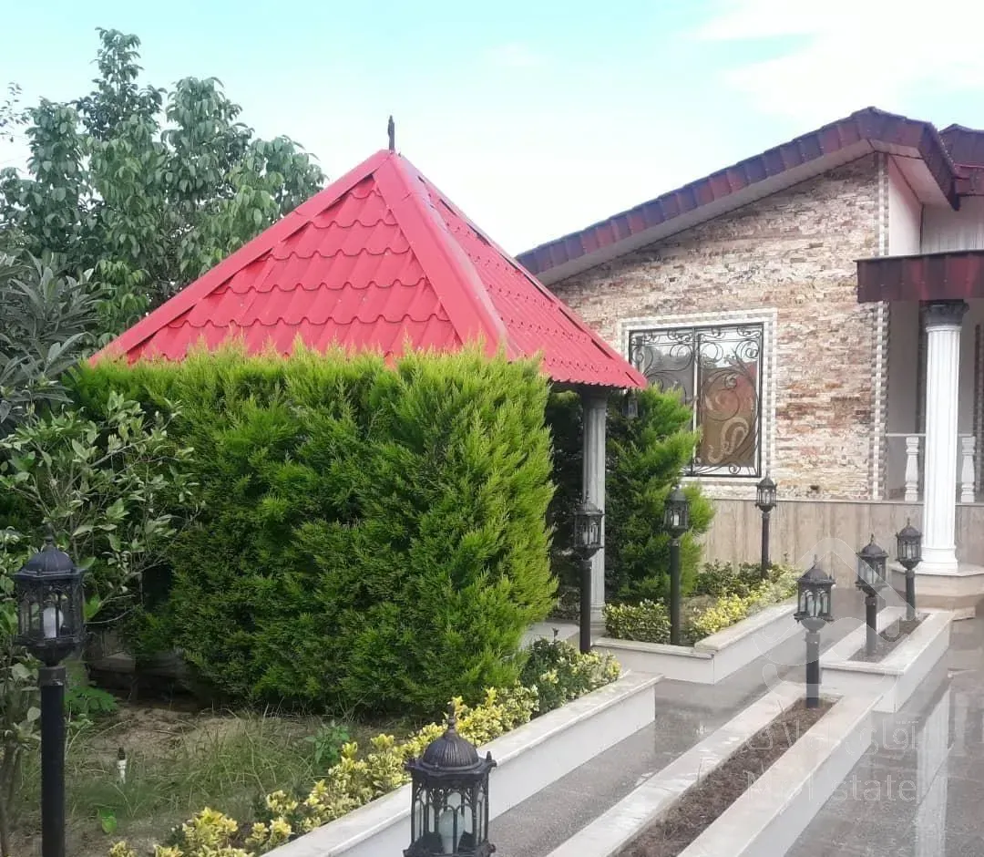 فروش ویلا خاص 320 متر  تکبرگ موقعیت عالی