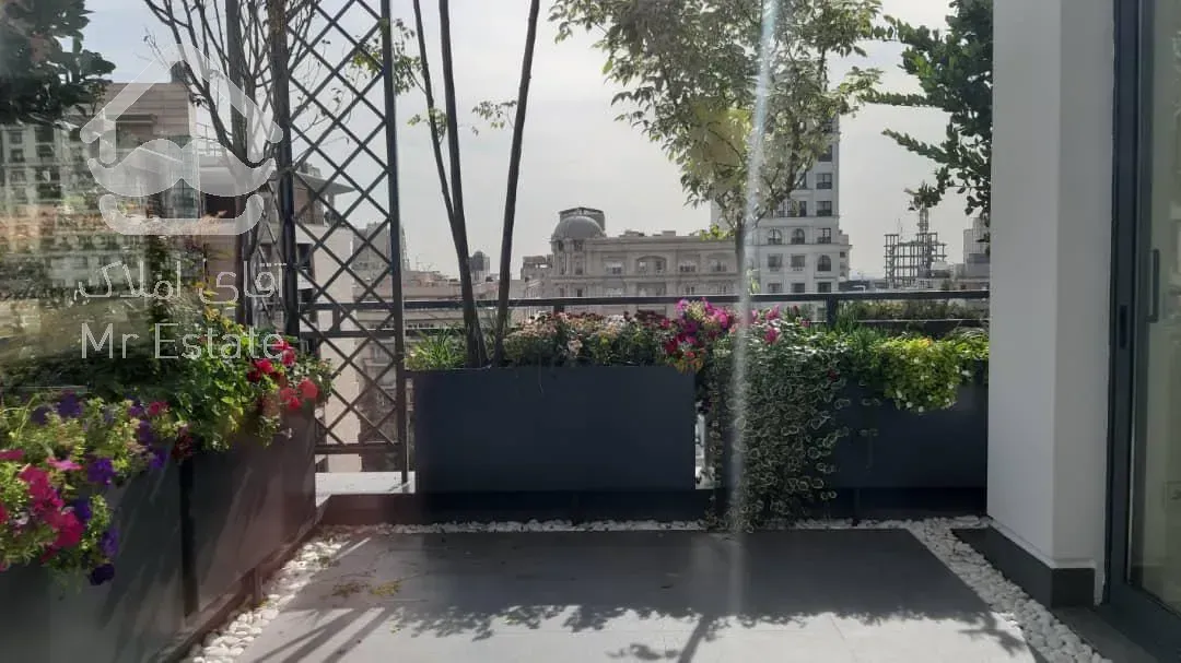 پنت هاوس ۴۰۰متری مدرن ترین سازه