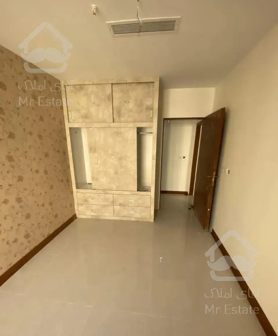 120مترکلید نخورده در برج