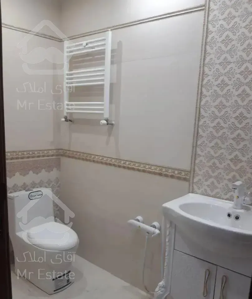 ۸۶ متر ۲ خواب پابرجا بلوارآینه مناسب مجرد موجه