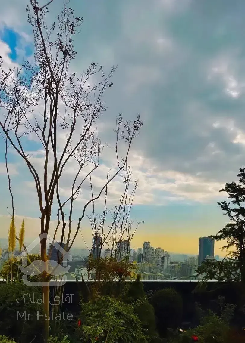 باغ فردوس ۲۲۰متر ۳خواب مستر